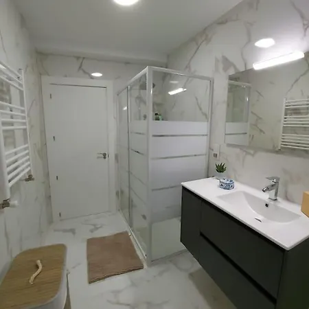 Precioso Piso Centrico En Gijon- Vut 3958 *